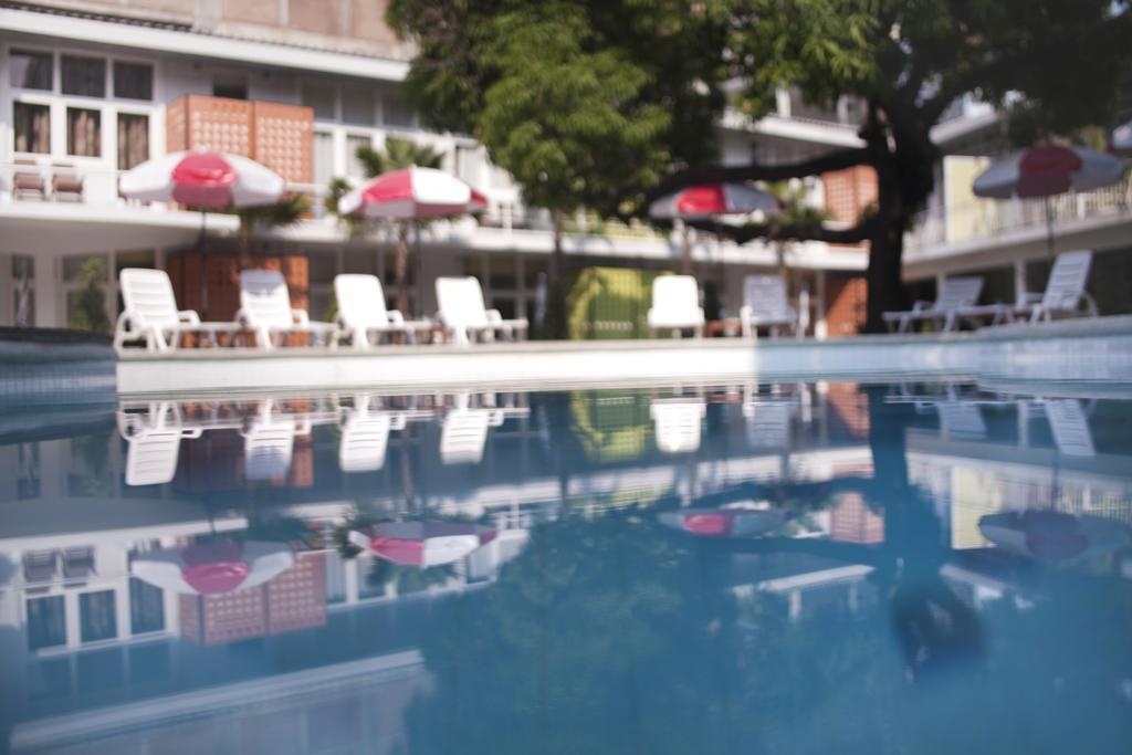 Retroasis Hotel Bangkok Eksteriør billede