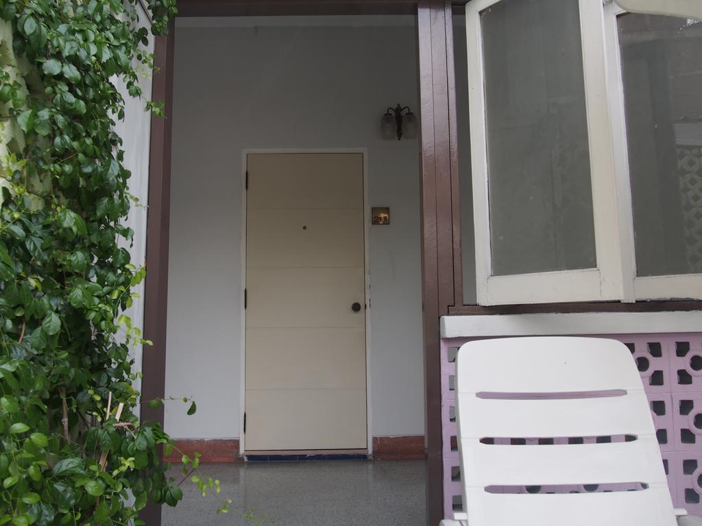 Retroasis Hotel Bangkok Eksteriør billede